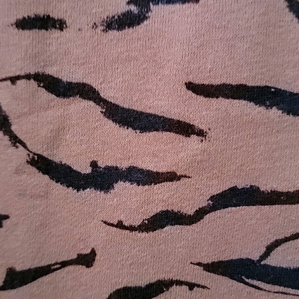 Abercrombie Animal Print Crew Neck Sweater Size S - Picture 8 of 8